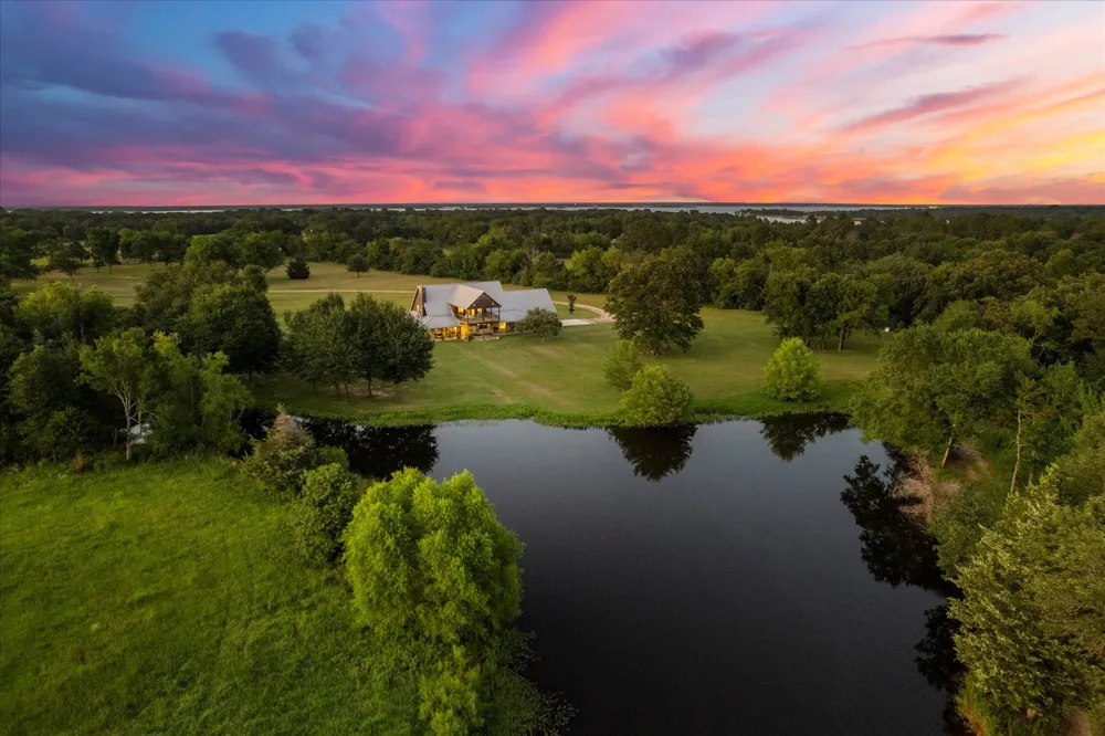 390 County Road 1573 Alba, TX 75410
