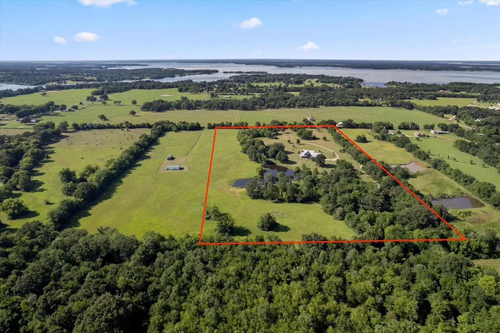 390 County Road 1573 Alba, TX 75410