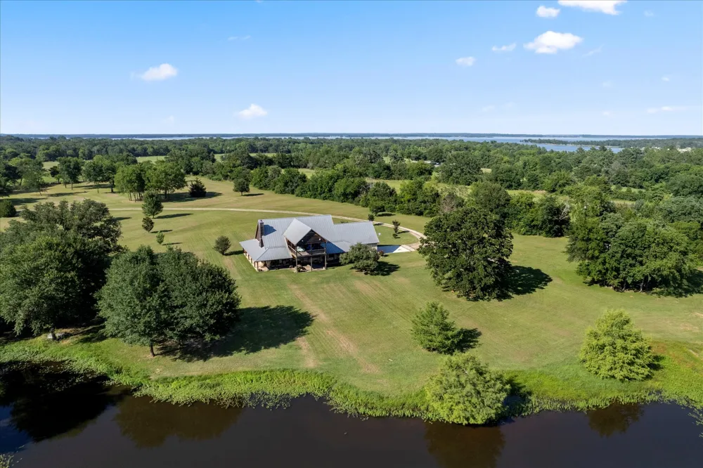 390 County Road 1573 Alba, TX 75410