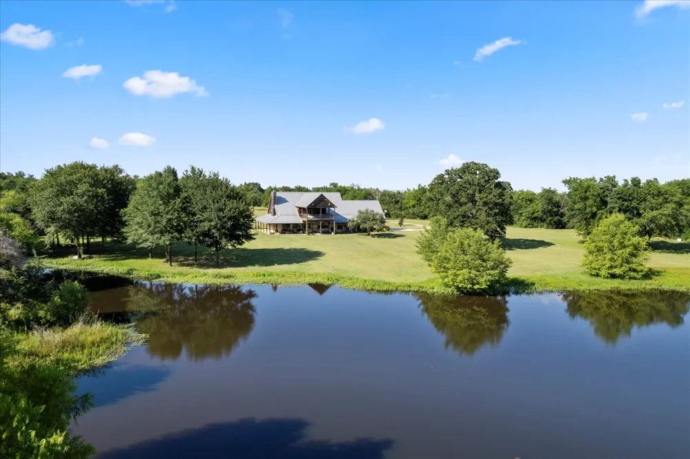 390 County Road 1573 Alba, TX 75410