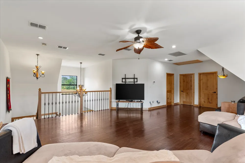 390 County Road 1573 Alba, TX 75410