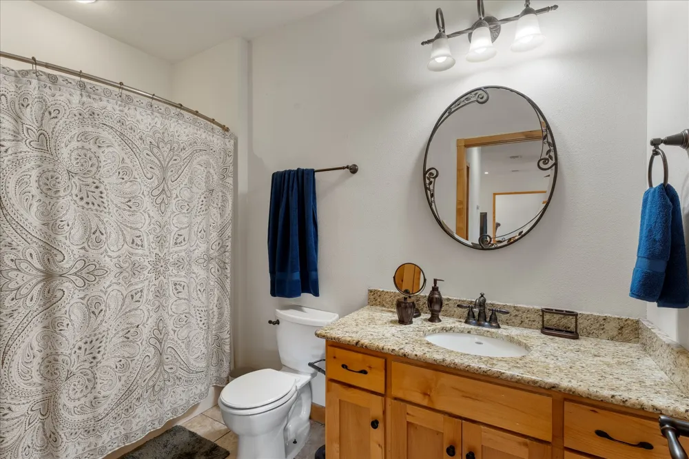 390 County Road 1573 Alba, TX 75410