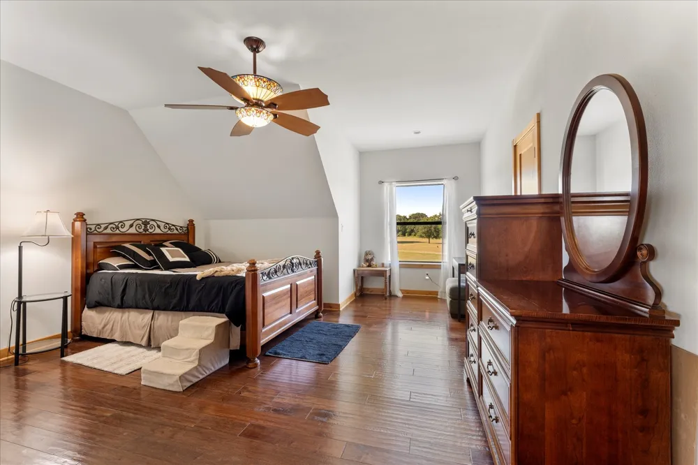 390 County Road 1573 Alba, TX 75410