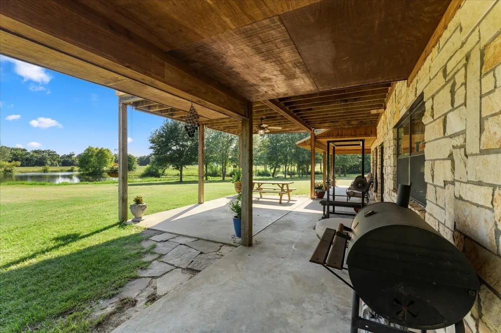 390 County Road 1573 Alba, TX 75410