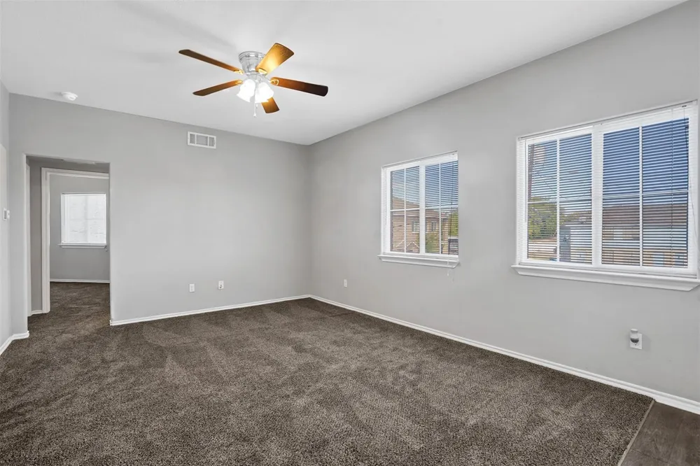612 Meadow View Court #101 Denton, TX 76207