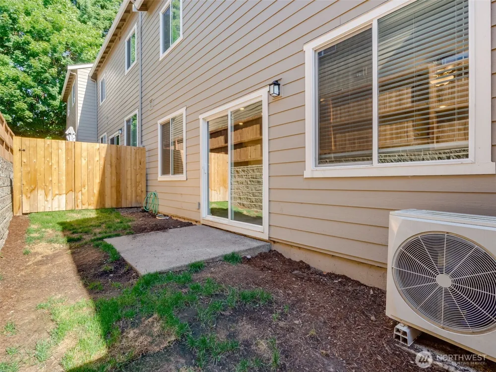 2006 NE 100 CIRCLE Vancouver, WA 98686