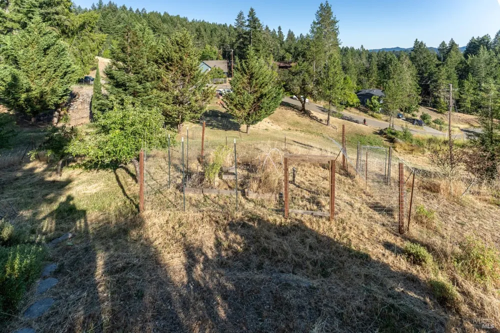 1505 Casteel Drive Willits, CA 95490