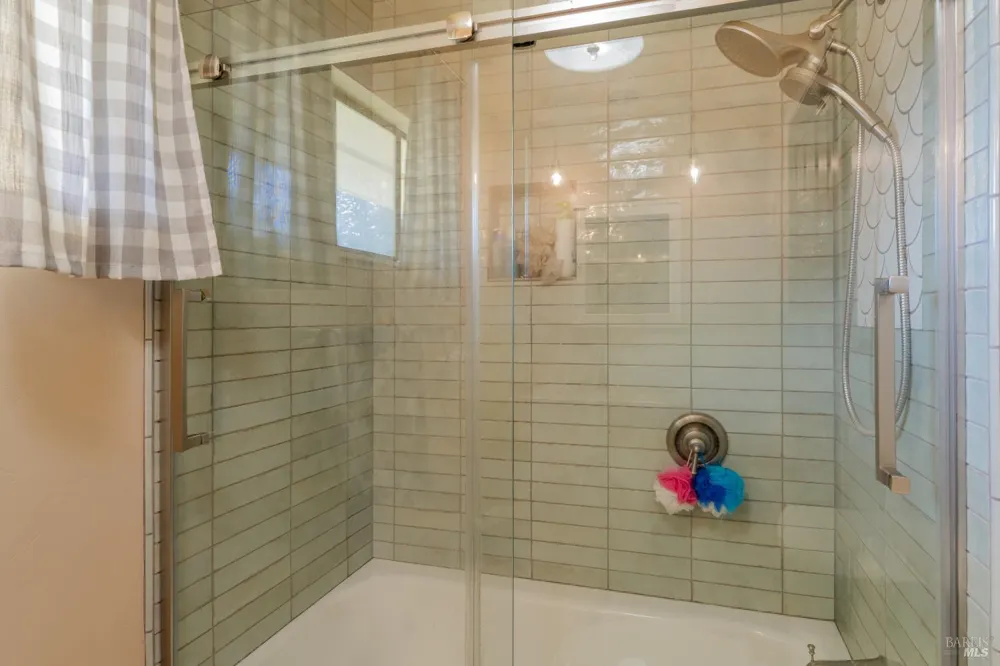 1505 Casteel Drive Willits, CA 95490