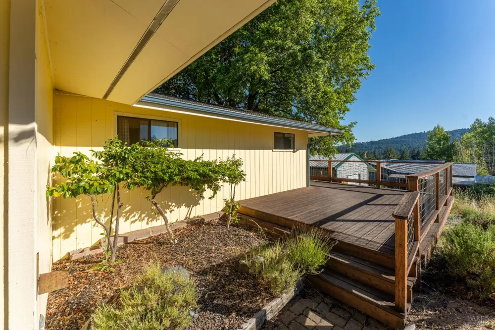 1505 Casteel Drive Willits, CA 95490
