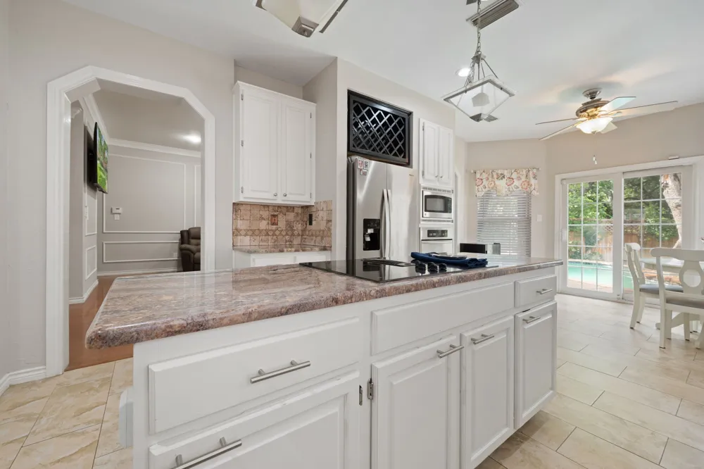 617 Highland Meadows Drive Highland Village, TX 75077