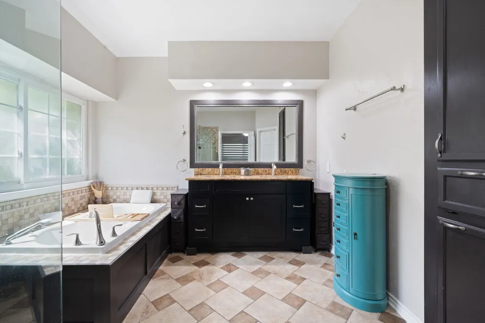 617 Highland Meadows Drive Highland Village, TX 75077