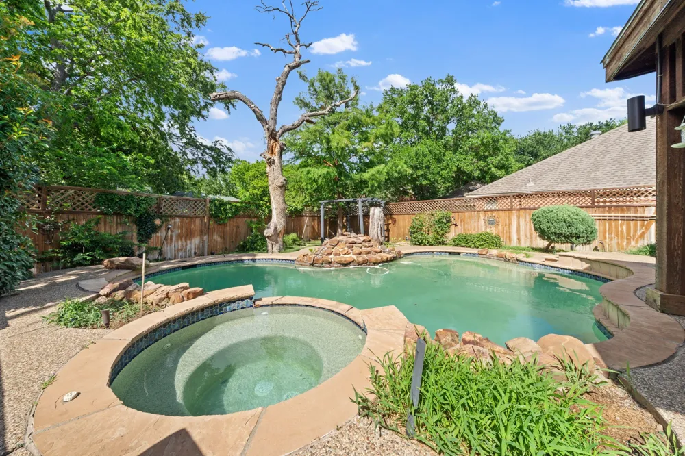 617 Highland Meadows Drive Highland Village, TX 75077