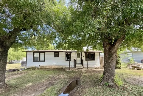 260 W Elm
