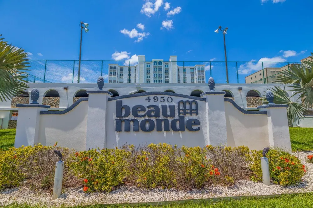4950 GULF BOULEVARD #404 St Pete Beach, FL 33706