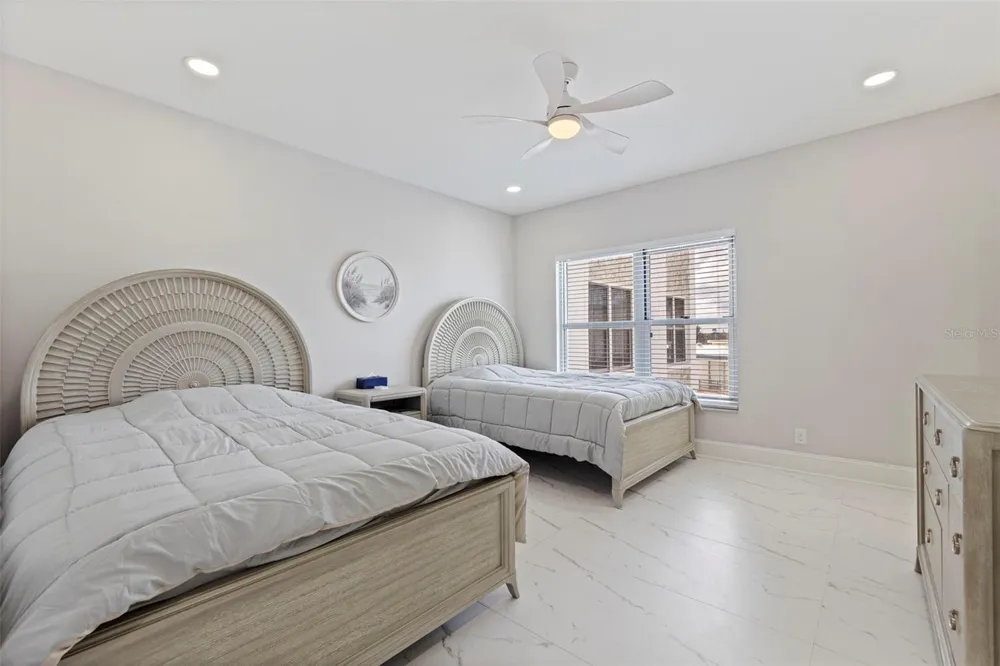 4950 GULF BOULEVARD #404 St Pete Beach, FL 33706