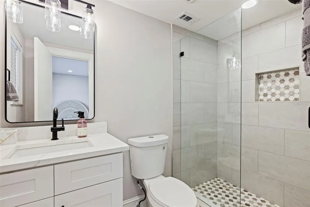 4950 GULF BOULEVARD #404 St Pete Beach, FL 33706