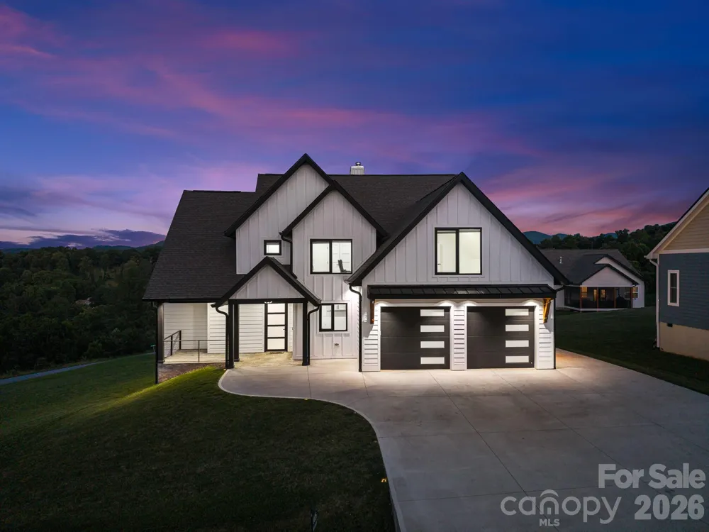 1026 Hillside Ridge Road Candler, NC 28715