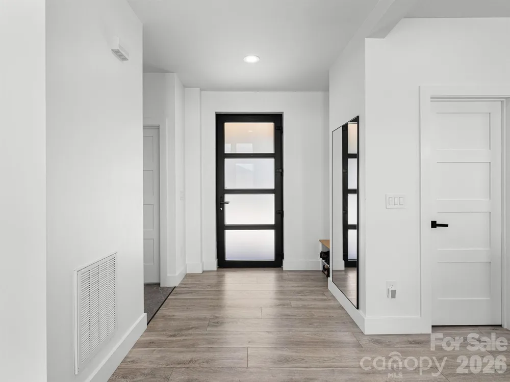 1026 Hillside Ridge Road Candler, NC 28715