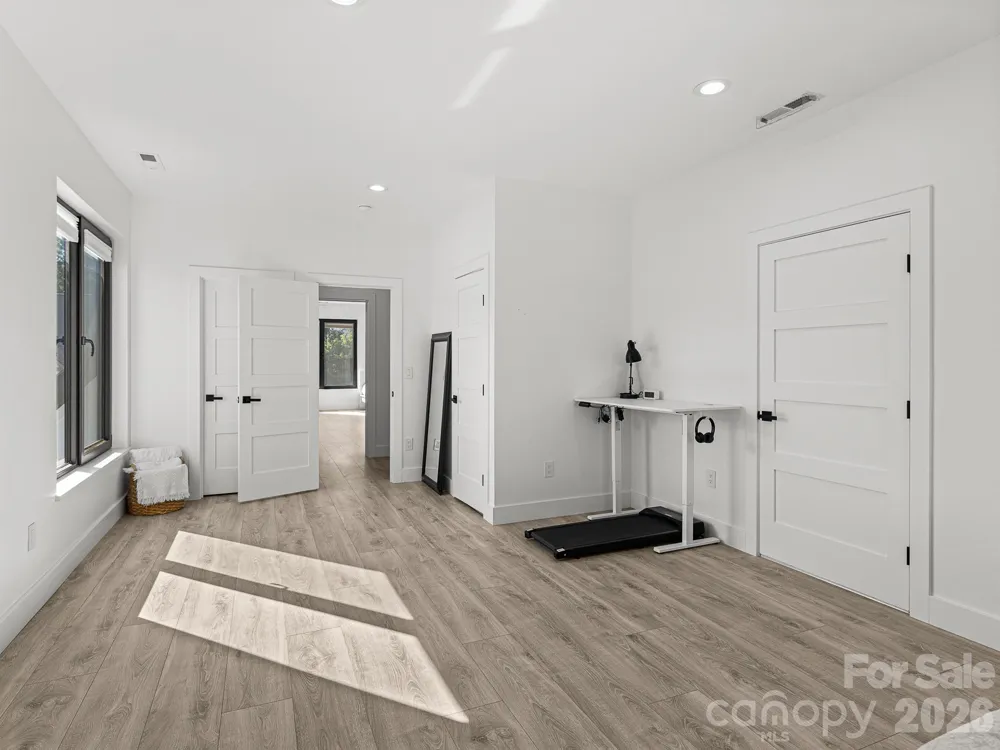 1026 Hillside Ridge Road Candler, NC 28715