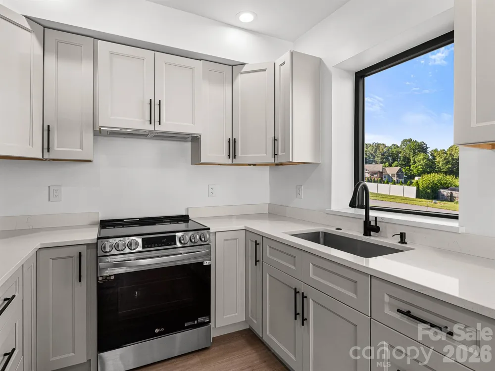 1026 Hillside Ridge Road Candler, NC 28715