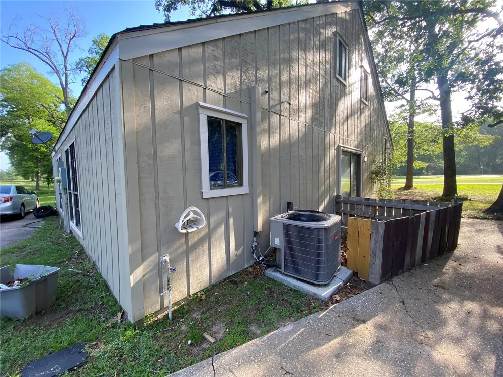 22358 Piney Point E #C Huntsville, TX 77320