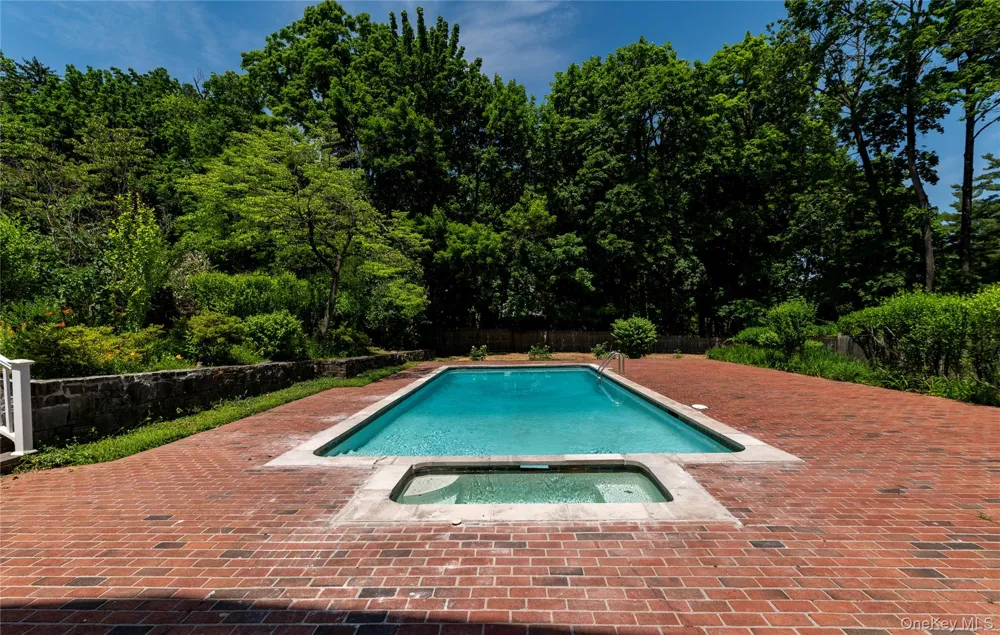 102 Birchwood Avenue Nyack, NY 10960