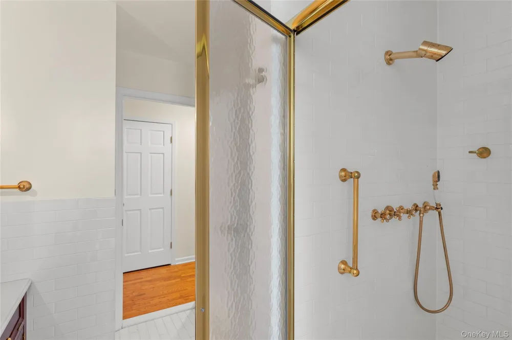 102 Birchwood Avenue Nyack, NY 10960