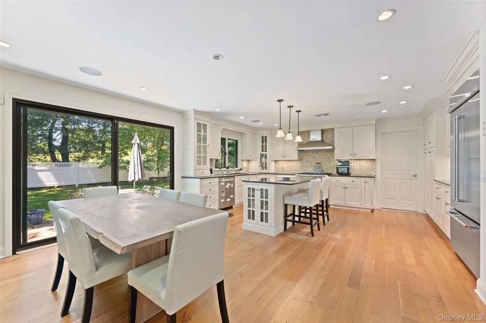 6 Magnetti Circle Mamaroneck, NY 10543