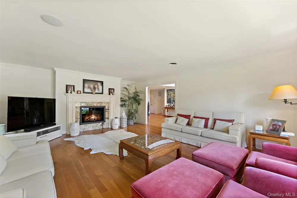 6 Magnetti Circle Mamaroneck, NY 10543