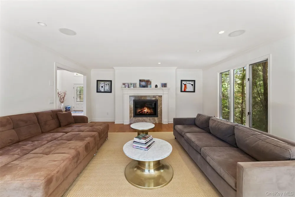 6 Magnetti Circle Mamaroneck, NY 10543