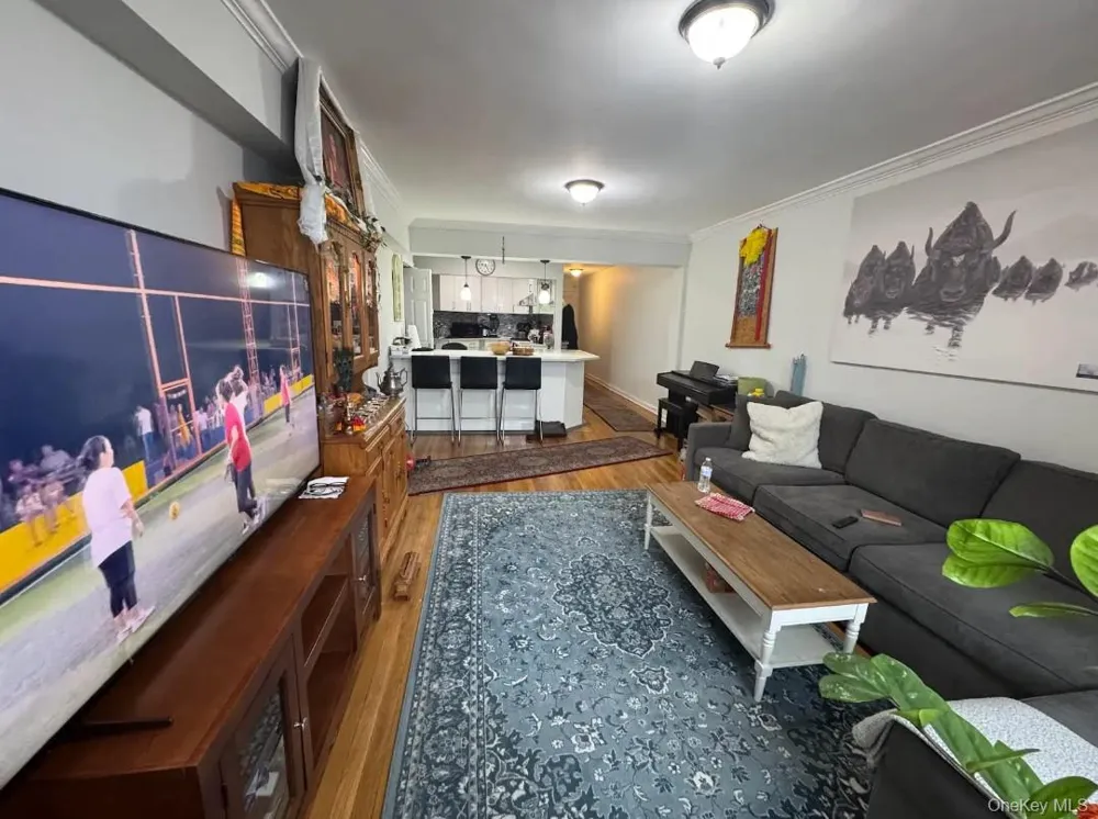 65-39 108th Street #E6 Forest Hills, NY 11375