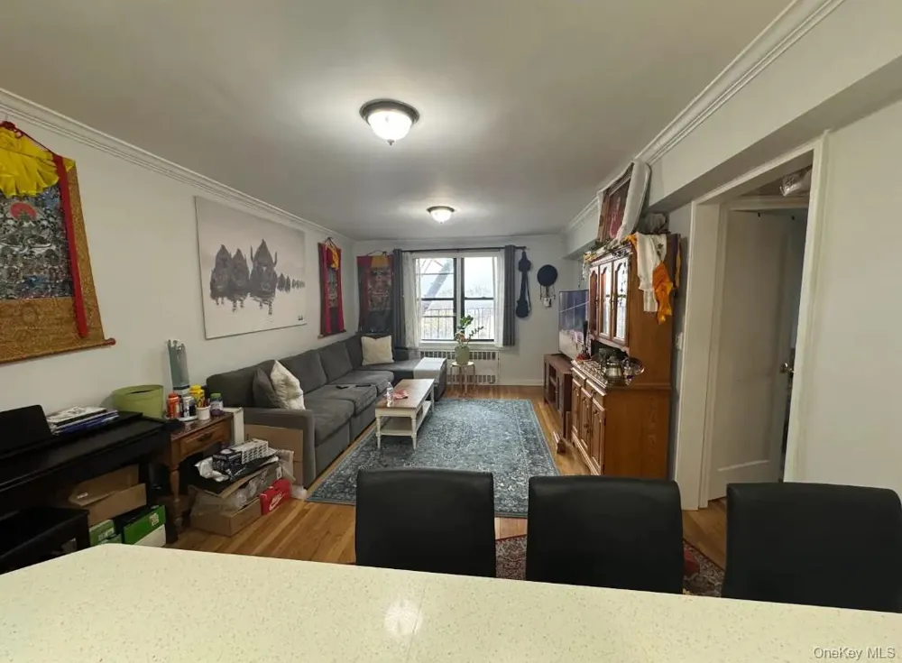 65-39 108th Street #E6 Forest Hills, NY 11375