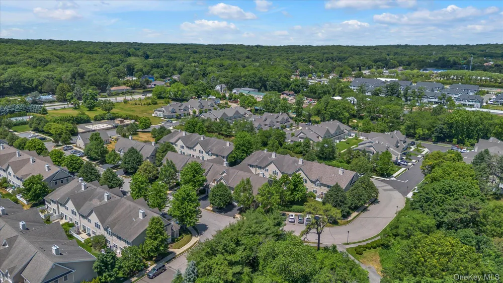 160 Christine Drive Dix Hills, NY 11746