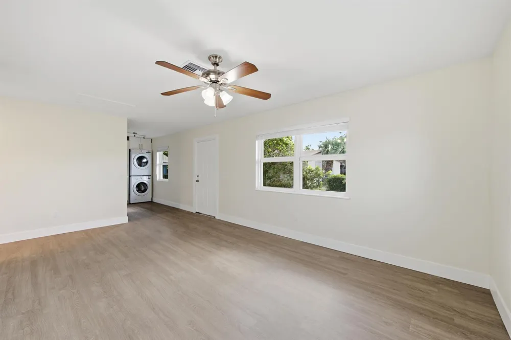 351 Wickline Boulevard Lantana, FL 33462