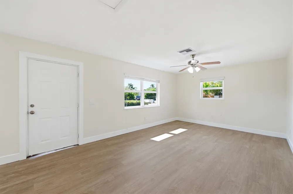 351 Wickline Boulevard Lantana, FL 33462