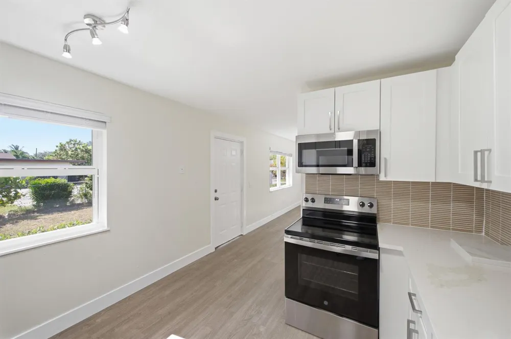 351 Wickline Boulevard Lantana, FL 33462