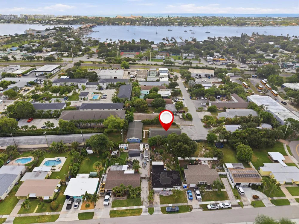 351 Wickline Boulevard Lantana, FL 33462