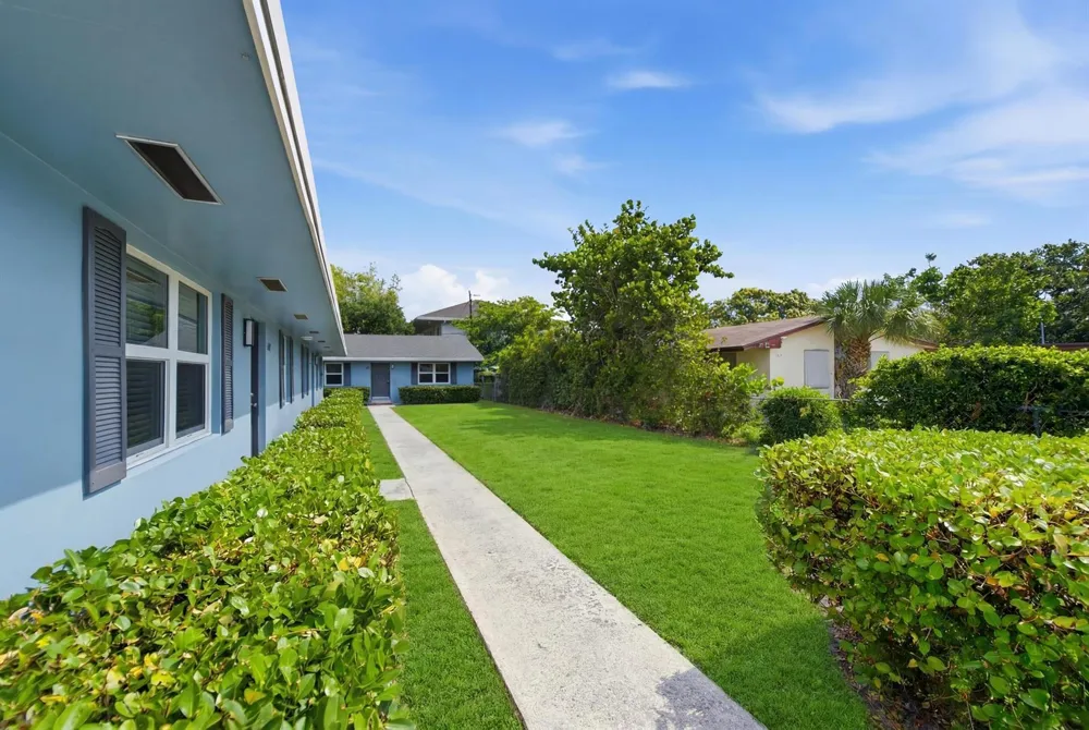 351 Wickline Boulevard Lantana, FL 33462
