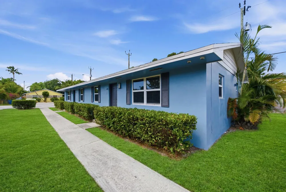 351 Wickline Boulevard Lantana, FL 33462