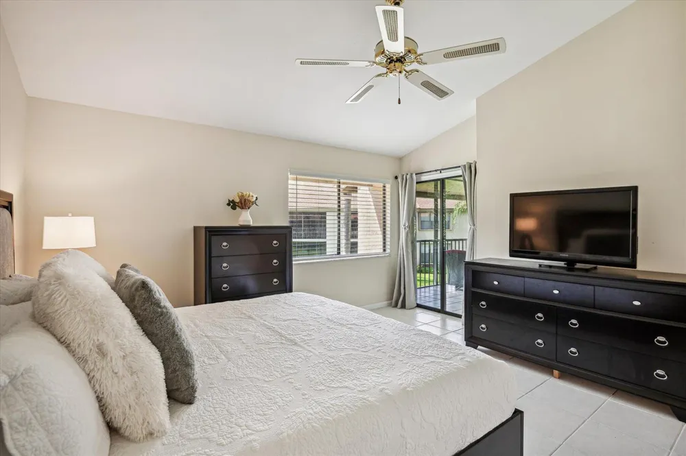 5750 Coach House Circle #G Boca Raton, FL 33486