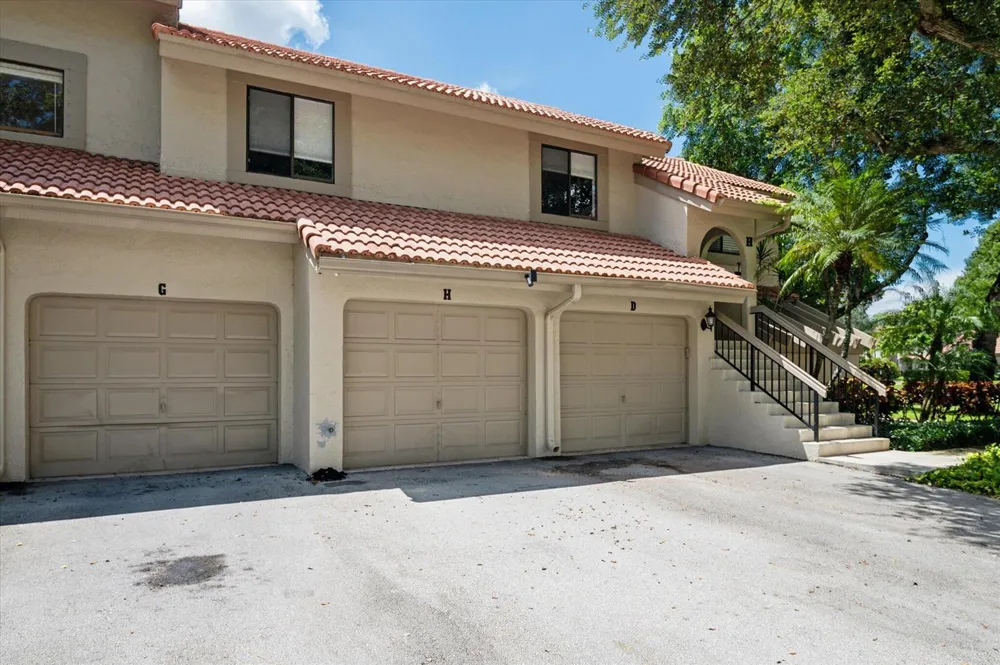 5750 Coach House Circle #G Boca Raton, FL 33486