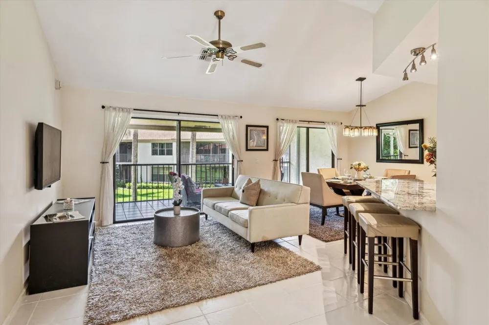 5750 Coach House Circle #G Boca Raton, FL 33486