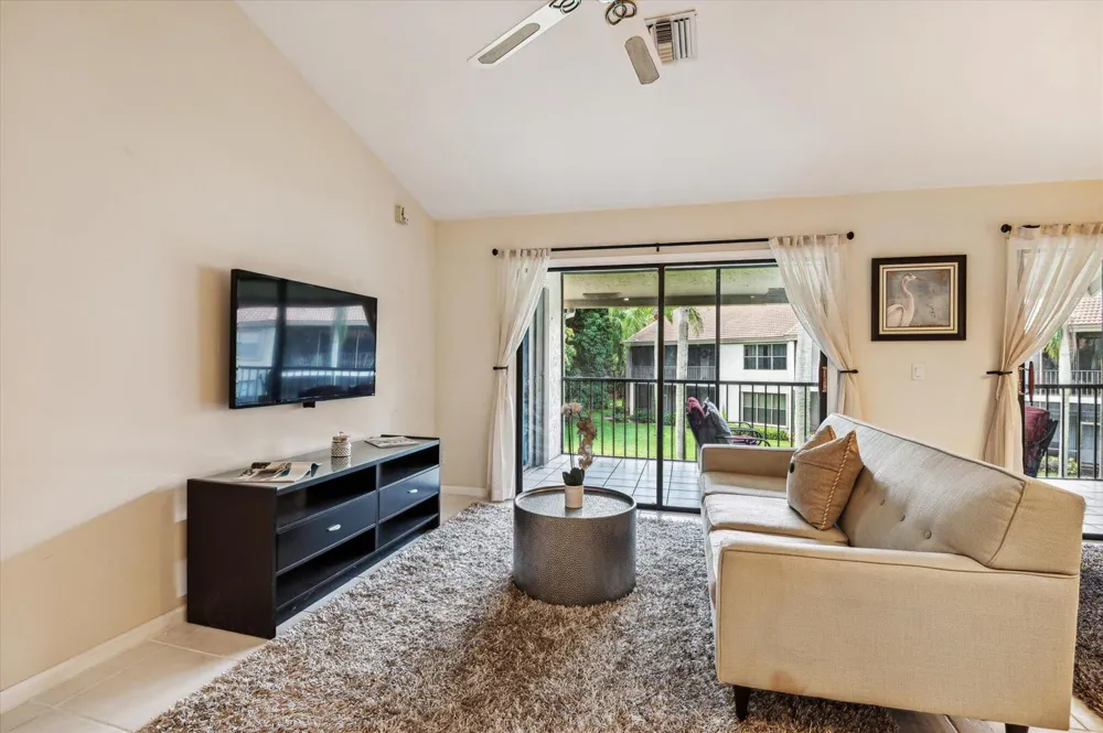 5750 Coach House Circle #G Boca Raton, FL 33486