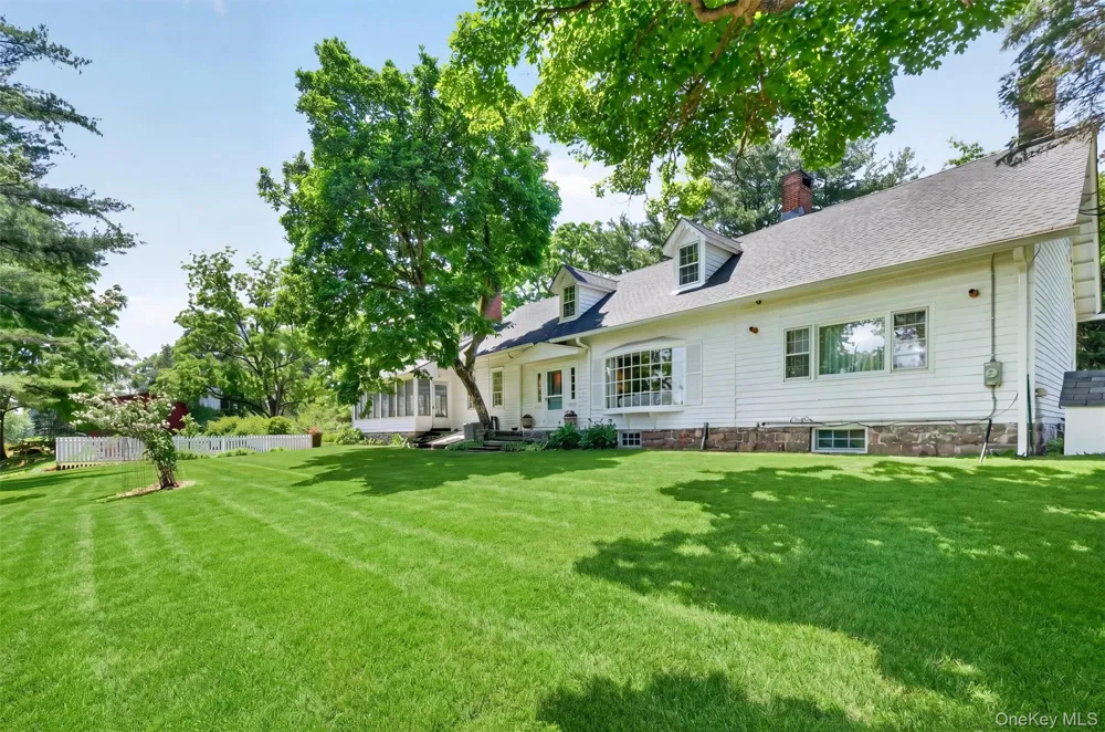 1825 Route 208 Washingtonville, NY 10992