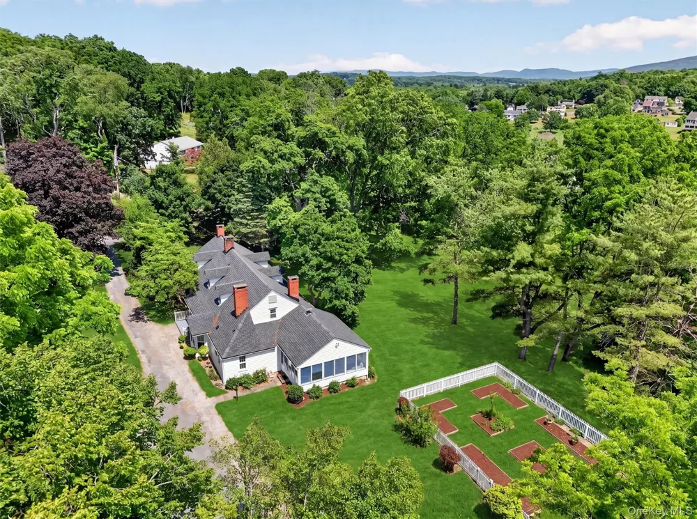 1825 Route 208 Washingtonville, NY 10992