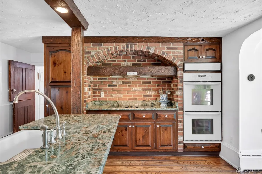1825 Route 208 Washingtonville, NY 10992