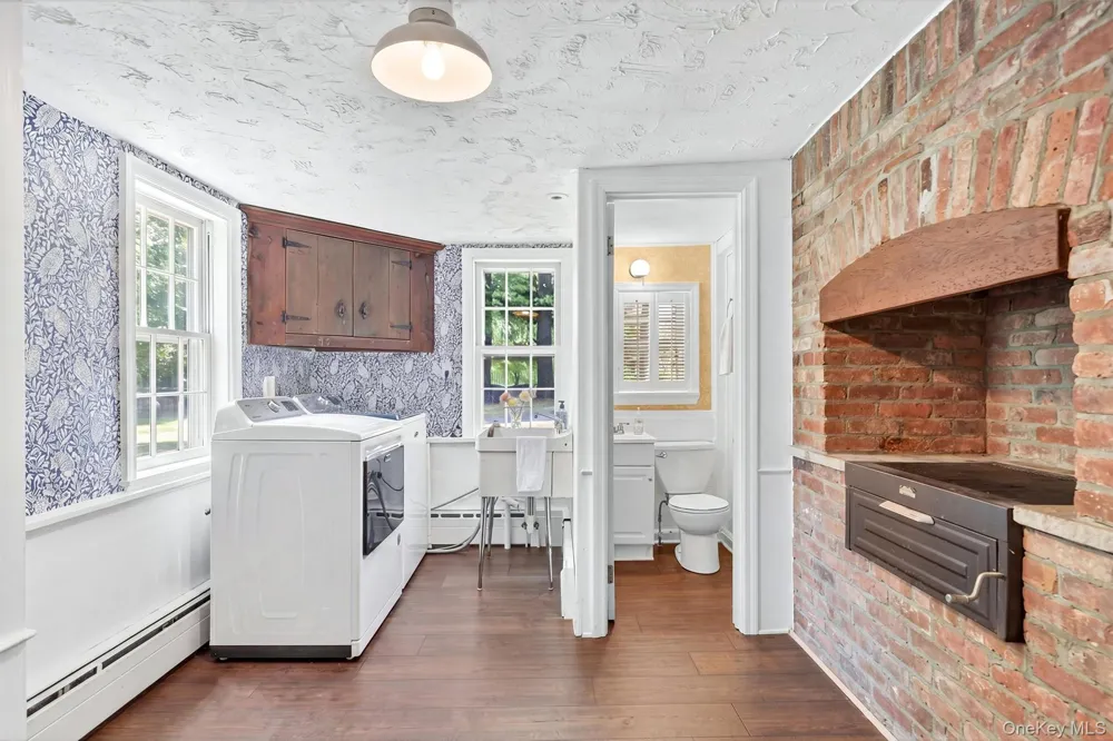 1825 Route 208 Washingtonville, NY 10992