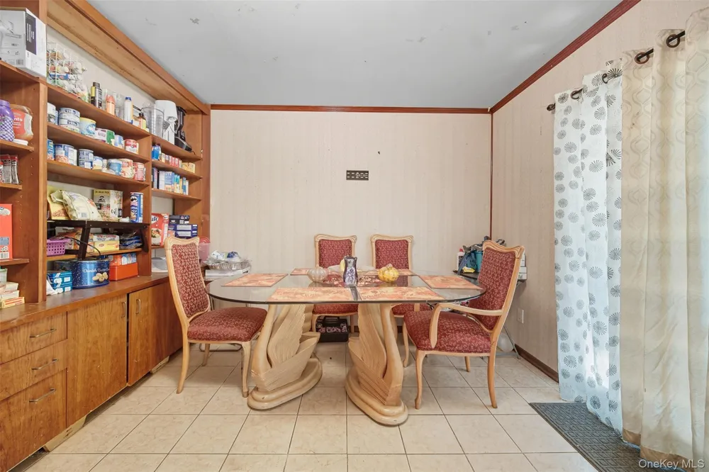 30 Fords Lane Southampton, NY 11968