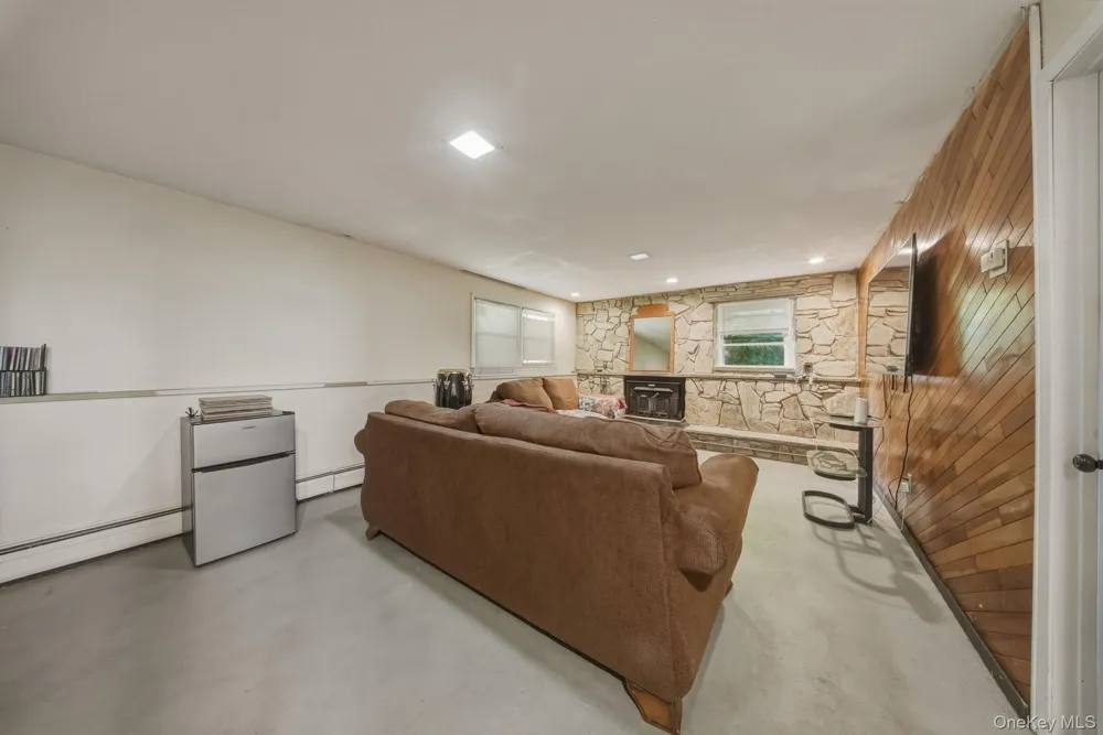 4 Hunt Drive Call Listing Agent, NY 10921