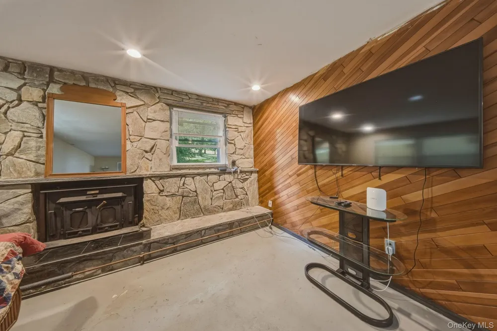 4 Hunt Drive Call Listing Agent, NY 10921